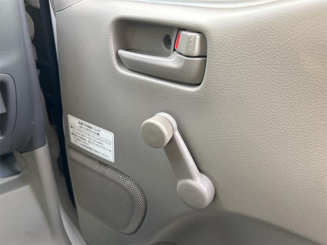 NV100クリッパーバン DX 5AGS車 ナビ TV 両側スライドドア CVT エアコン 運転席エアバッグ 助手席エアバッグ CD USB(41枚目)