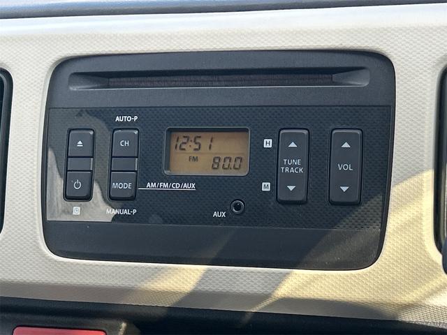 アルト Ｌ　キーレスエントリー　アイドリングストップ　シートヒーター　ＣＶＴ　盗難防止システム　ＡＢＳ　ＥＳＣ　ＣＤ　ミュージックプレイヤー接続可　衝突安全ボディ　エアコン　パワーステアリング　パワーウィンドウ（5枚目）