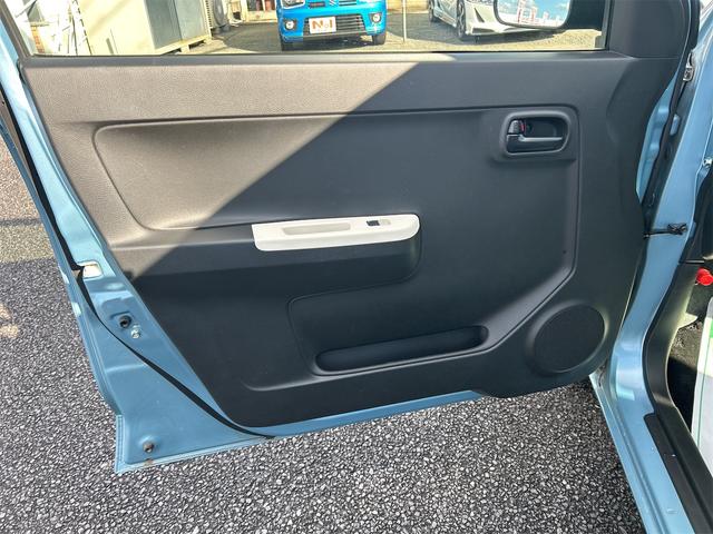 アルト Ｌ　キーレスエントリー　アイドリングストップ　シートヒーター　ＣＶＴ　盗難防止システム　ＡＢＳ　ＥＳＣ　ＣＤ　ミュージックプレイヤー接続可　衝突安全ボディ　エアコン　パワーステアリング　パワーウィンドウ（31枚目）