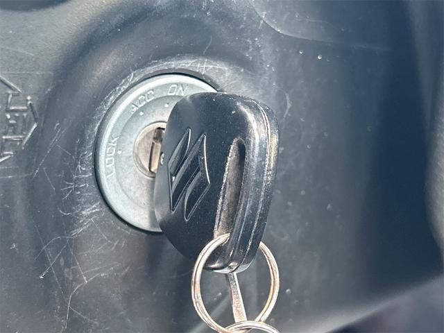 アルト Ｌ　キーレスエントリー　アイドリングストップ　シートヒーター　ＣＶＴ　盗難防止システム　ＡＢＳ　ＥＳＣ　ＣＤ　ミュージックプレイヤー接続可　衝突安全ボディ　エアコン　パワーステアリング　パワーウィンドウ（43枚目）