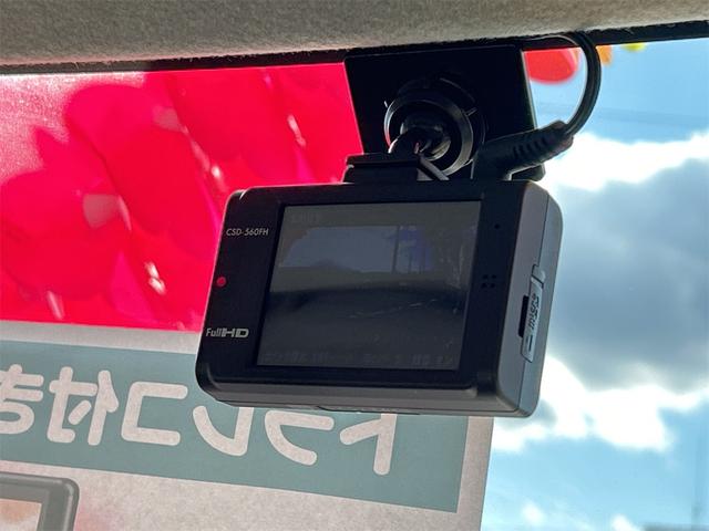 ムーヴキャンバス Ｘリミテッドメイクアップ　ＳＡＩＩ　ドライブレコーダー　バックカメラ　両側電動スライドドア　ナビ　ＴＶ　衝突被害軽減システム　オートライト　スマートキー　アイドリングストップ　電動格納ミラー　ベンチシート　ＣＶＴ　盗難防止システム（4枚目）