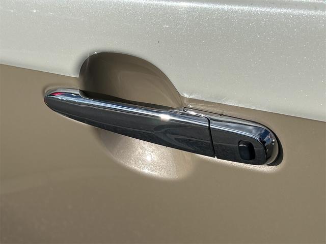 ムーヴキャンバス Ｘリミテッドメイクアップ　ＳＡＩＩ　ドライブレコーダー　バックカメラ　両側電動スライドドア　ナビ　ＴＶ　衝突被害軽減システム　オートライト　スマートキー　アイドリングストップ　電動格納ミラー　ベンチシート　ＣＶＴ　盗難防止システム（26枚目）