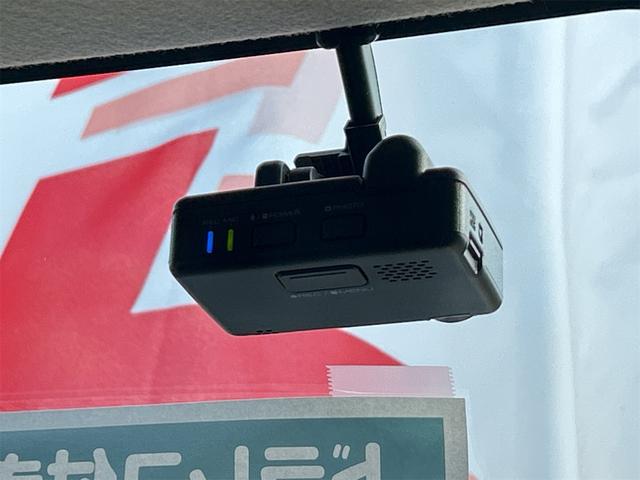 スペーシア ハイブリッドＧ　ドライブレコーダー　ＥＴＣ　ナビ　ＴＶ　レーンアシスト　衝突被害軽減システム　オートライト　スマートキー　アイドリングストップ　電動格納ミラー　ベンチシート　ＣＶＴ（4枚目）