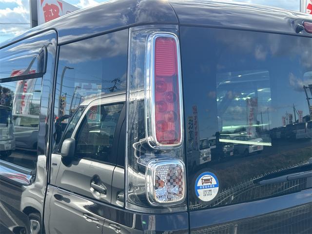 スペーシア ハイブリッドＧ　ドライブレコーダー　ＥＴＣ　ナビ　ＴＶ　レーンアシスト　衝突被害軽減システム　オートライト　スマートキー　アイドリングストップ　電動格納ミラー　ベンチシート　ＣＶＴ（18枚目）