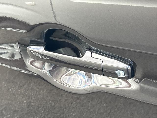 スペーシア ハイブリッドＧ　ドライブレコーダー　ＥＴＣ　ナビ　ＴＶ　レーンアシスト　衝突被害軽減システム　オートライト　スマートキー　アイドリングストップ　電動格納ミラー　ベンチシート　ＣＶＴ（31枚目）