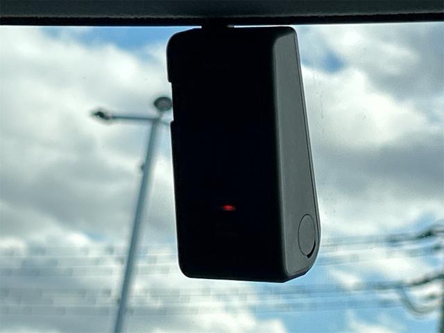 タント Ｘターボ　ドライブレコーダー　ＥＴＣ　バックカメラ　両側スライド・片側電動　ナビ　ＴＶ　オートライト　スマートキー　アイドリングストップ　電動格納ミラー　ベンチシート　ＣＶＴ　盗難防止システム　ＡＢＳ　ＣＤ（9枚目）