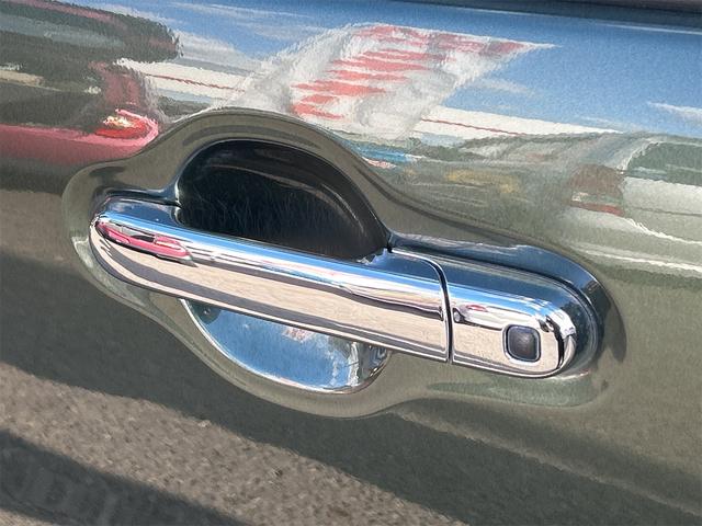 ハスラー Ｊ　ドライブレコーダー　ＥＴＣ　ナビ　ＴＶ　レーンアシスト　衝突被害軽減システム　オートライト　ＨＩＤ　スマートキー　アイドリングストップ　電動格納ミラー　シートヒーター　ベンチシート　ＣＶＴ（27枚目）