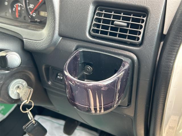 アクティバン ＳＤＸ　ＡＴ　両側スライドドア　エアコン　運転席エアバッグ　助手席エアバッグ（24枚目）