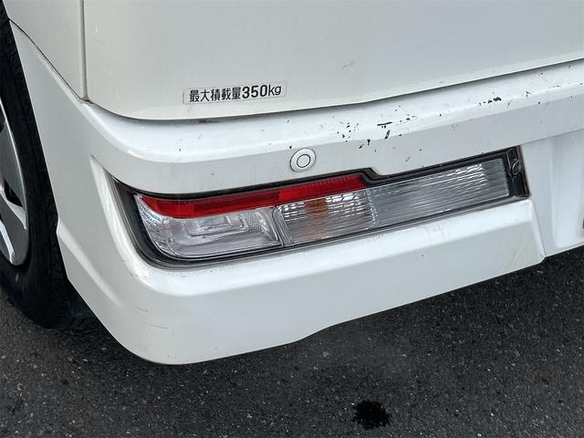ハイゼットカーゴ クルーズＳＡＩＩＩ　ハイルーフ　ＡＴ　衝突被害軽減システム　ドライブレコーダー　ナビ　バックカメラ　両側スライドドア　キーレスエントリー　アイドリングストップ　電動格納ミラー　オートマチックハイビーム　ＥＳＣ（9枚目）