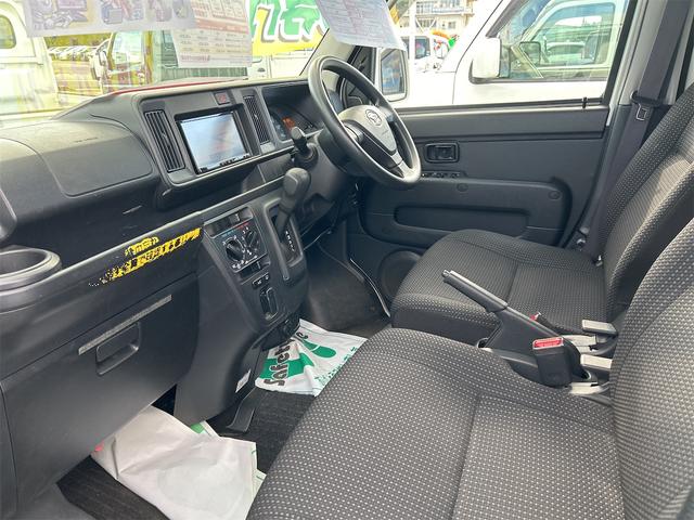 ハイゼットカーゴ クルーズＳＡＩＩＩ　ハイルーフ　ＡＴ　衝突被害軽減システム　ドライブレコーダー　ナビ　バックカメラ　両側スライドドア　キーレスエントリー　アイドリングストップ　電動格納ミラー　オートマチックハイビーム　ＥＳＣ（22枚目）