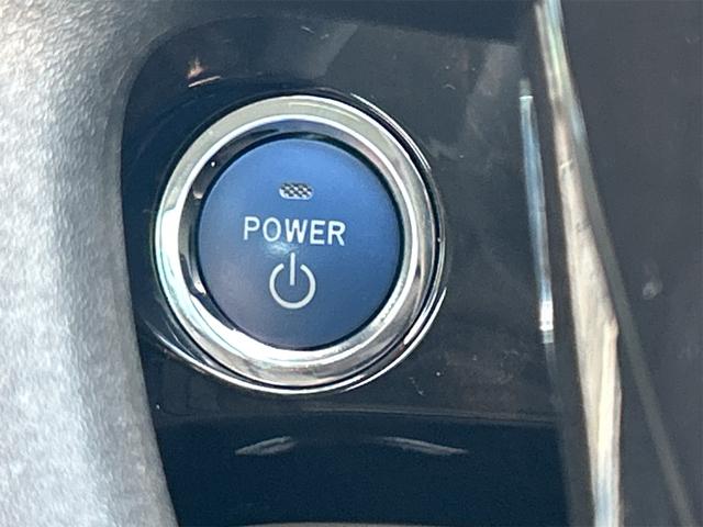 プリウス Ｓマイコーデ　ドライブレコーダー　ＥＴＣ　バックカメラ　ナビ　ＴＶ　アルミホイール　オートライト　ＨＩＤ　ＣＶＴ　スマートキー　電動格納ミラー　盗難防止システム　ＣＤ　Ｂｌｕｅｔｏｏｔｈ　衝突安全ボディ　ＡＢＳ（9枚目）