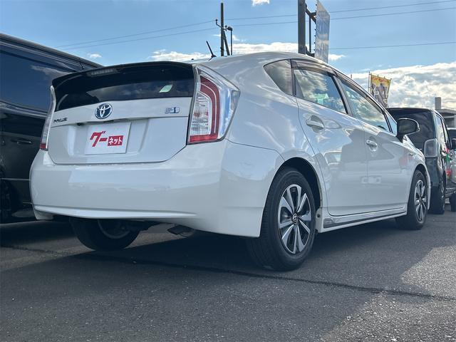 プリウス Ｓマイコーデ　ドライブレコーダー　ＥＴＣ　バックカメラ　ナビ　ＴＶ　アルミホイール　オートライト　ＨＩＤ　ＣＶＴ　スマートキー　電動格納ミラー　盗難防止システム　ＣＤ　Ｂｌｕｅｔｏｏｔｈ　衝突安全ボディ　ＡＢＳ（15枚目）