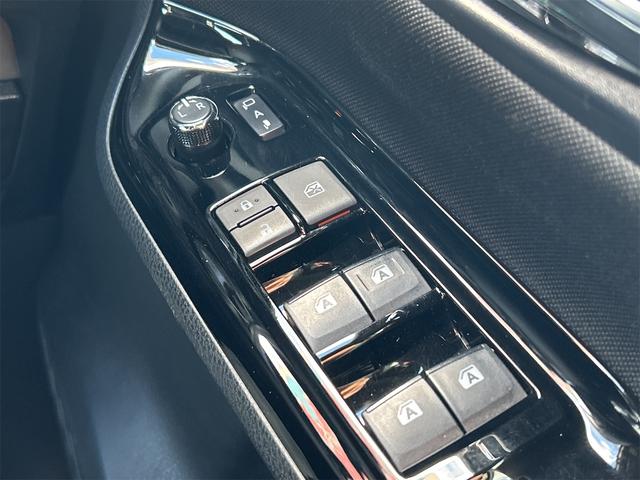 ヴォクシー ＺＳ　煌ＩＩ　ＥＴＣ　バックカメラ　ナビ　ＴＶ　オートクルーズコントロール　レーンアシスト　衝突被害軽減システム　両側電動スライドドア　オートマチックハイビーム　オートライト　ＬＥＤヘッドランプ（47枚目）