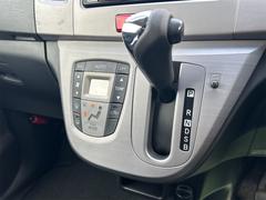 シフトレバー。ぜひ一度お客様の目で確認してください。 6