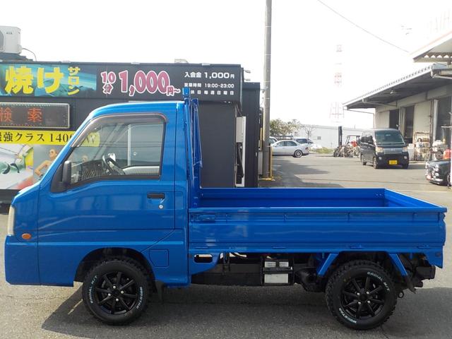 サンバートラック 　ＷＲブルーリミテッド特別仕様カラーオールペイント済み　４ＷＤ　オートマ　エアコン　パワステ　１２インチアルミホイール　新品マッドタイヤ　スバル製サンバー最終型（4枚目）
