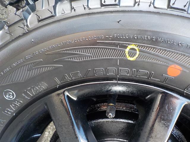 サンバートラック 　ＷＲブルーリミテッド特別仕様カラーオールペイント済み　４ＷＤ　オートマ　エアコン　パワステ　１２インチアルミホイール　新品マッドタイヤ　スバル製サンバー最終型（16枚目）