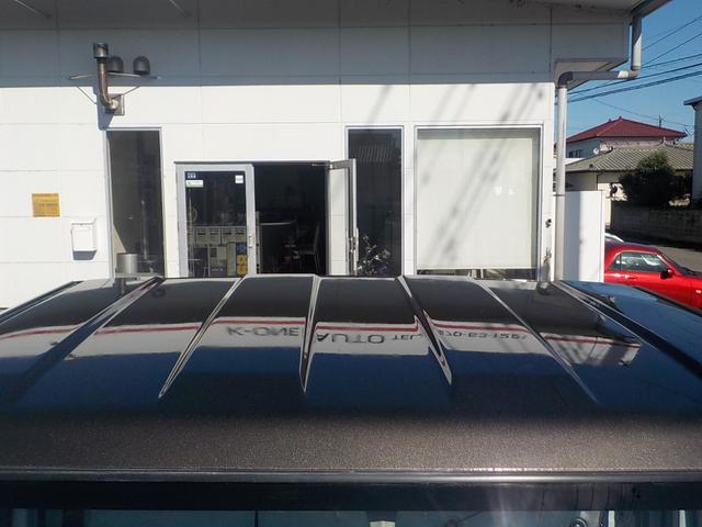 キャリイトラック KC 4WD エアコン パワステ 2インチリフトアップ 14インチアルミホイール・新品マッドタイヤ 社外マフラー LEDテール・バックランプ 革調シートカバー コンビステアリング アイライン(19枚目)