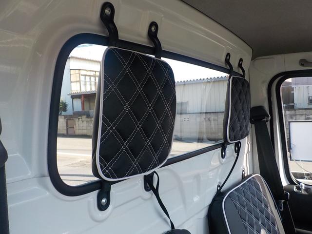 キャリイトラック KC 4WD エアコン パワステ 2インチリフトアップ 14インチアルミホイール・新品マッドタイヤ 社外マフラー LEDテール・バックランプ 革調シートカバー コンビステアリング アイライン(49枚目)