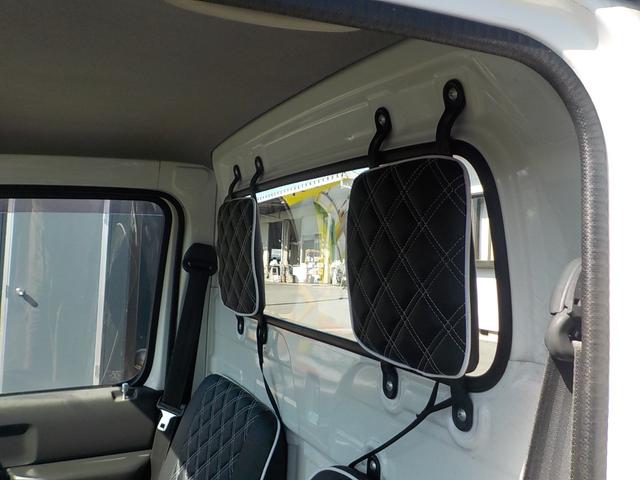 キャリイトラック KC 4WD エアコン パワステ 2インチリフトアップ 14インチアルミホイール・新品マッドタイヤ 社外マフラー LEDテール・バックランプ 革調シートカバー コンビステアリング アイライン(51枚目)