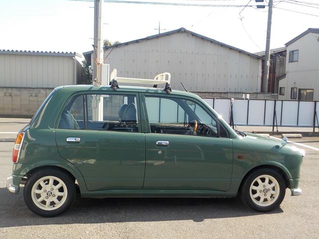 ミラジーノ ジーノ　２ＷＤ　オートマ　フル装備　純正ルーフキャリア　ヘッドライトバイザー　フェンダーミラー　シートカバー　社外フロントグリル・ウインカー・マフラー・フォグランプ　ＨＡＫアーモンドグリーンオールペイント済み（3枚目）