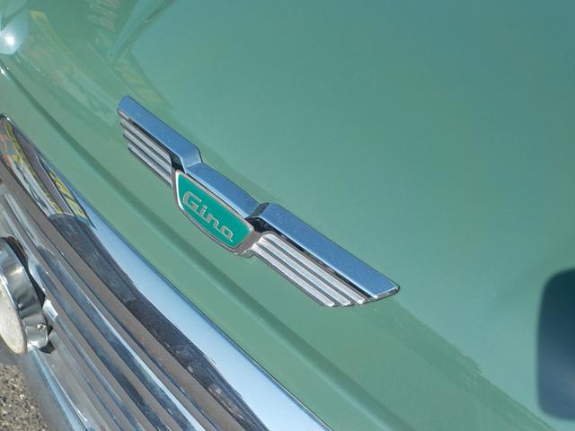 ミラジーノ ジーノ　２ＷＤ　オートマ　フル装備　純正ルーフキャリア　ヘッドライトバイザー　フェンダーミラー　シートカバー　社外フロントグリル・ウインカー・マフラー・フォグランプ　ＨＡＫアーモンドグリーンオールペイント済み（8枚目）