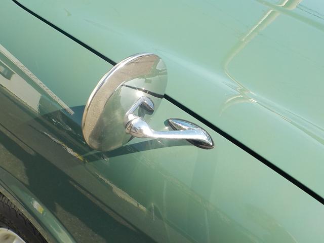 ミラジーノ ジーノ　２ＷＤ　オートマ　フル装備　純正ルーフキャリア　ヘッドライトバイザー　フェンダーミラー　シートカバー　社外フロントグリル・ウインカー・マフラー・フォグランプ　ＨＡＫアーモンドグリーンオールペイント済み（13枚目）