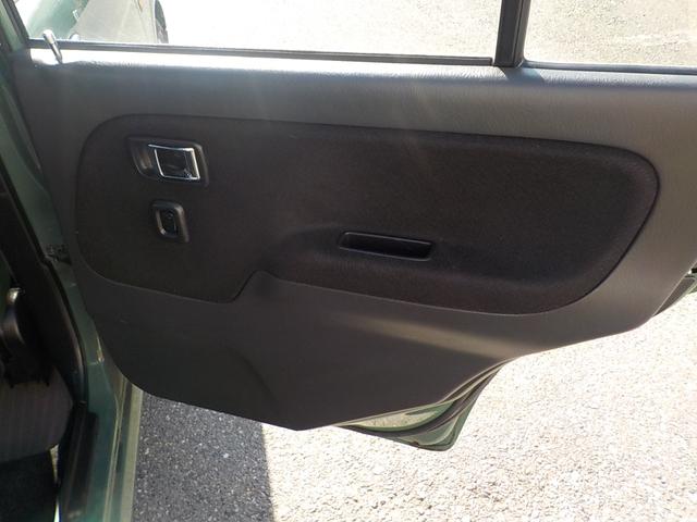 ミラジーノ ジーノ　２ＷＤ　オートマ　フル装備　純正ルーフキャリア　ヘッドライトバイザー　フェンダーミラー　シートカバー　社外フロントグリル・ウインカー・マフラー・フォグランプ　ＨＡＫアーモンドグリーンオールペイント済み（28枚目）