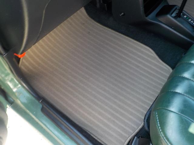 ミラジーノ ジーノ　２ＷＤ　オートマ　フル装備　純正ルーフキャリア　ヘッドライトバイザー　フェンダーミラー　シートカバー　社外フロントグリル・ウインカー・マフラー・フォグランプ　ＨＡＫアーモンドグリーンオールペイント済み（31枚目）