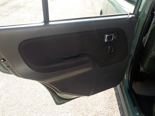 ミラジーノ ジーノ　２ＷＤ　オートマ　フル装備　純正ルーフキャリア　ヘッドライトバイザー　フェンダーミラー　シートカバー　社外フロントグリル・ウインカー・マフラー・フォグランプ　ＨＡＫアーモンドグリーンオールペイント済み（38枚目）