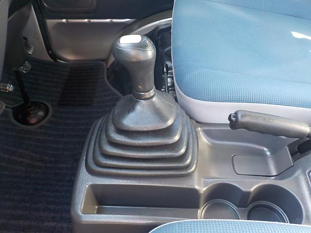 サンバートラック ＴＣ－ＳＣ　ハイルーフ　スーパーチャージャー　５ＭＴ　エアコン　パワステ　パワーウィンドウ　キーレス　集中ドアロック　エアバック　１２インチマッドタイヤ・アルミホイール　チタニウムフラシュマイカオールペイント済み（37枚目）