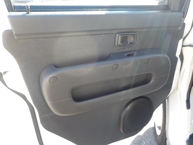 ハイゼットカーゴ ＤＸ　４ＷＤ　オートマ　フル装備　カーナビ　バックモニター　令和７年１１月ウォーターポンプ交換済み　新品１２インチベンプラホイールキャップ　アーバンカーキオールペイント済み（27枚目）