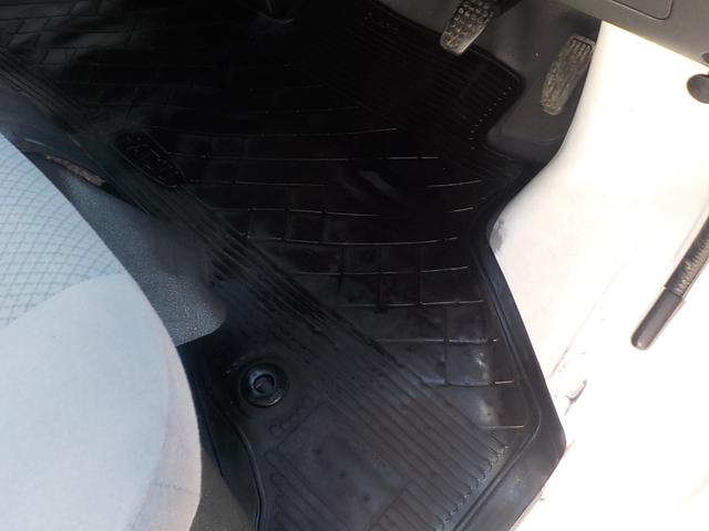 ハイゼットカーゴ ＤＸ　４ＷＤ　オートマ　フル装備　カーナビ　バックモニター　令和７年１１月ウォーターポンプ交換済み　新品１２インチベンプラホイールキャップ　アーバンカーキオールペイント済み（28枚目）