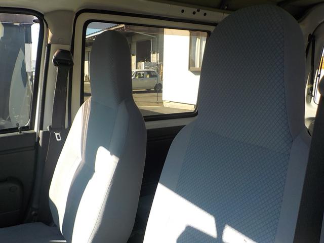 ハイゼットカーゴ ＤＸ　４ＷＤ　オートマ　フル装備　カーナビ　バックモニター　令和７年１１月ウォーターポンプ交換済み　新品１２インチベンプラホイールキャップ　アーバンカーキオールペイント済み（31枚目）