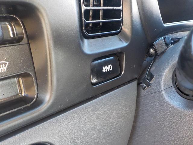 ハイゼットカーゴ ＤＸ　４ＷＤ　オートマ　フル装備　カーナビ　バックモニター　令和７年１１月ウォーターポンプ交換済み　新品１２インチベンプラホイールキャップ　アーバンカーキオールペイント済み（34枚目）