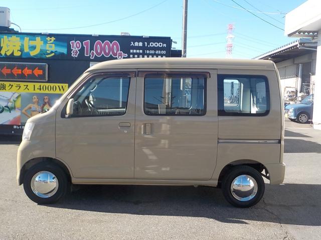 ハイゼットカーゴ スペシャル 2WD 5MT エアコン パワステ 新品12インチベンプラホイールキャップ ベージュオールペイント済み(4枚目)