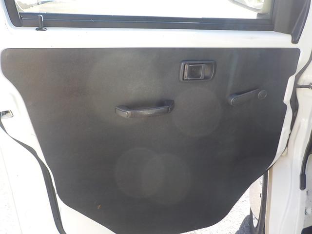 ハイゼットカーゴ スペシャル 2WD 5MT エアコン パワステ 新品12インチベンプラホイールキャップ ベージュオールペイント済み(28枚目)