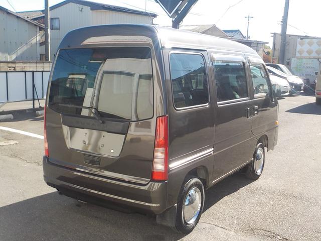 サンバーバン ＶＢ　２ＷＤ　オートマ　エアコン　パワステ　新品１２インチベンプラホイールキャップ　チタニウムフラシュマイカオールペイント済み（6枚目）