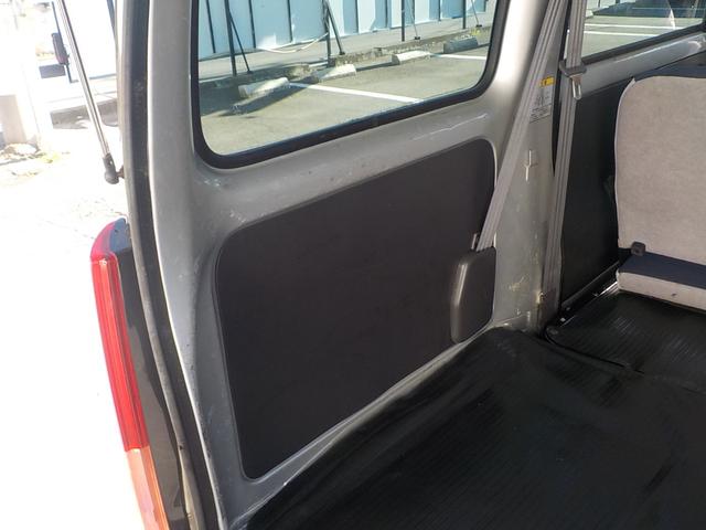 サンバーバン ＶＢ　２ＷＤ　オートマ　エアコン　パワステ　新品１２インチベンプラホイールキャップ　チタニウムフラシュマイカオールペイント済み（12枚目）