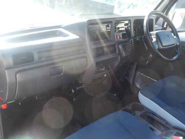 サンバーバン ＶＢ　２ＷＤ　オートマ　エアコン　パワステ　新品１２インチベンプラホイールキャップ　チタニウムフラシュマイカオールペイント済み（17枚目）