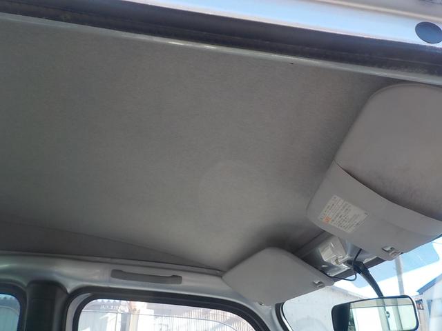 サンバーバン ＶＢ　２ＷＤ　オートマ　エアコン　パワステ　新品１２インチベンプラホイールキャップ　チタニウムフラシュマイカオールペイント済み（30枚目）