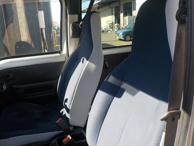 サンバーバン ＶＢ　２ＷＤ　オートマ　エアコン　パワステ　新品１２インチベンプラホイールキャップ　チタニウムフラシュマイカオールペイント済み（33枚目）