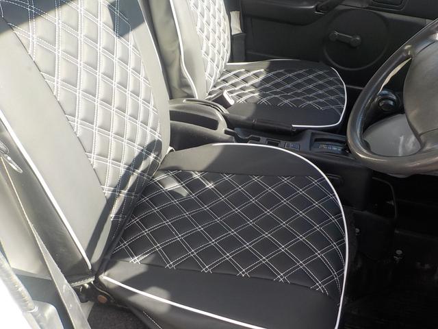 キャリイトラック KC 4WD エアコン パワステ オートマ 新品12インチベンプラホイールキャップ 新品革調シートカバー ミディアムグレーオールペイント済み(22枚目)