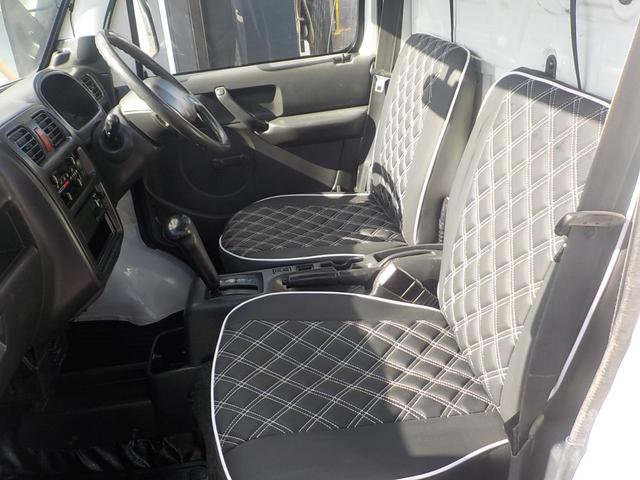 キャリイトラック KC 4WD エアコン パワステ オートマ 新品12インチベンプラホイールキャップ 新品革調シートカバー ミディアムグレーオールペイント済み(24枚目)