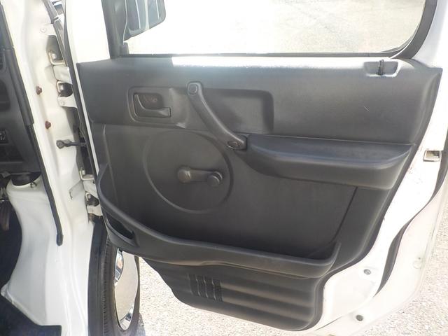 キャリイトラック KC 4WD エアコン パワステ オートマ 新品12インチベンプラホイールキャップ 新品革調シートカバー ミディアムグレーオールペイント済み(25枚目)