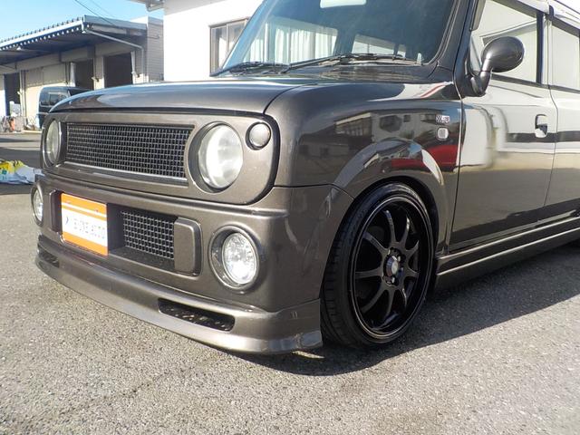 アルトラパン ＳＳ　２ＷＤ　５ＭＴ　フル装備　インタークーラーターボ　新品車高調・調整式ラテラルロッド・社外マフラー・エアロキット　１６インチアルミホイール　チタニウムフラッシュマイカオールペイント済み（9枚目）