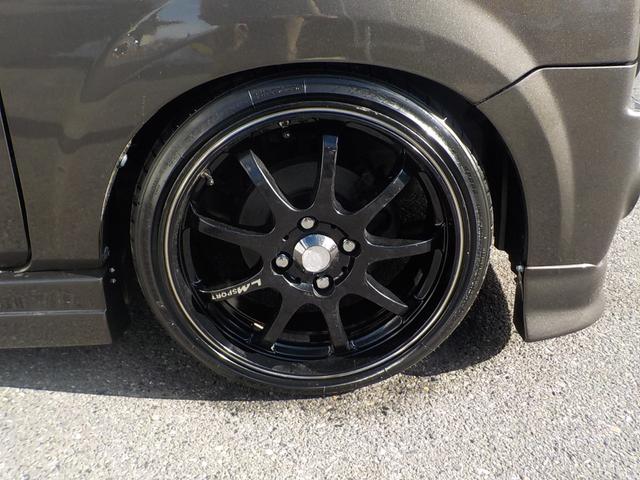 アルトラパン ＳＳ　２ＷＤ　５ＭＴ　フル装備　インタークーラーターボ　新品車高調・調整式ラテラルロッド・社外マフラー・エアロキット　１６インチアルミホイール　チタニウムフラッシュマイカオールペイント済み（19枚目）