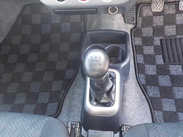 アルトラパン ＳＳ　２ＷＤ　５ＭＴ　フル装備　インタークーラーターボ　新品車高調・調整式ラテラルロッド・社外マフラー・エアロキット　１６インチアルミホイール　チタニウムフラッシュマイカオールペイント済み（42枚目）