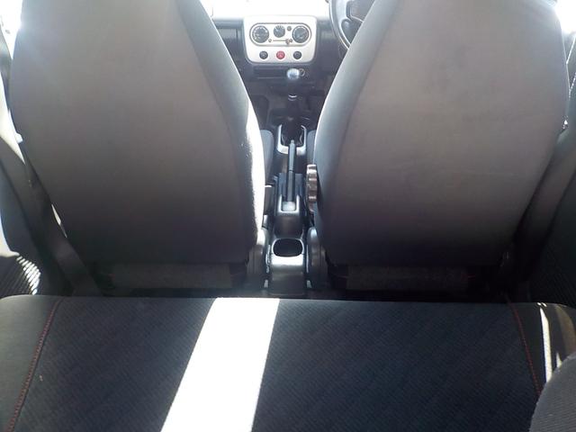 アルトラパン ＳＳ　２ＷＤ　５ＭＴ　フル装備　インタークーラーターボ　新品車高調・調整式ラテラルロッド・社外マフラー・エアロキット　１６インチアルミホイール　チタニウムフラッシュマイカオールペイント済み（51枚目）