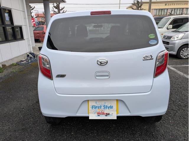 ミライース Ｘ　メモリアルエディション　Ｘ　メモリアルエディション　ＣＤステレオ　エコアイドル　電動格納ミラー　キーレス（3枚目）