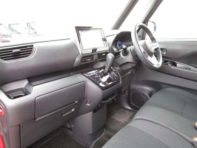 ルークス ６６０　ハイウェイスターＸ　プロパイロット　エディション　※デモカー　プロパイロット　左右パワースライドドア　アイドリング　パノラマモニター　助手席エアバッグ　衝突軽減ブレーキ　ＰＷ　ナビ＆ＴＶ　１セグ　禁煙　ＬＥＤヘッドライト　ＬＤＷ　スマートキー　ＥＴＣ　ワンオーナー車　ＰＳ（13枚目）